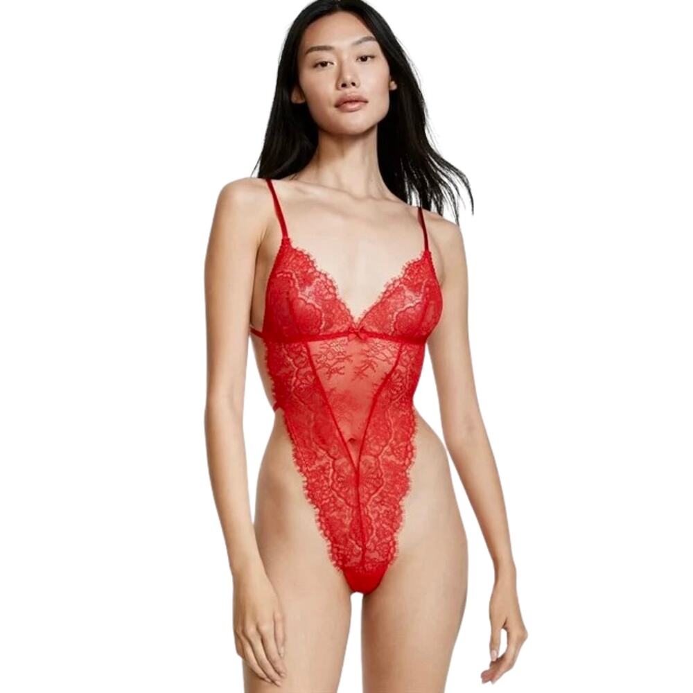 Victoria's Secret Very Sexy Red Lace High Leg Bodysuit Teddy Lipstick Size M NWT